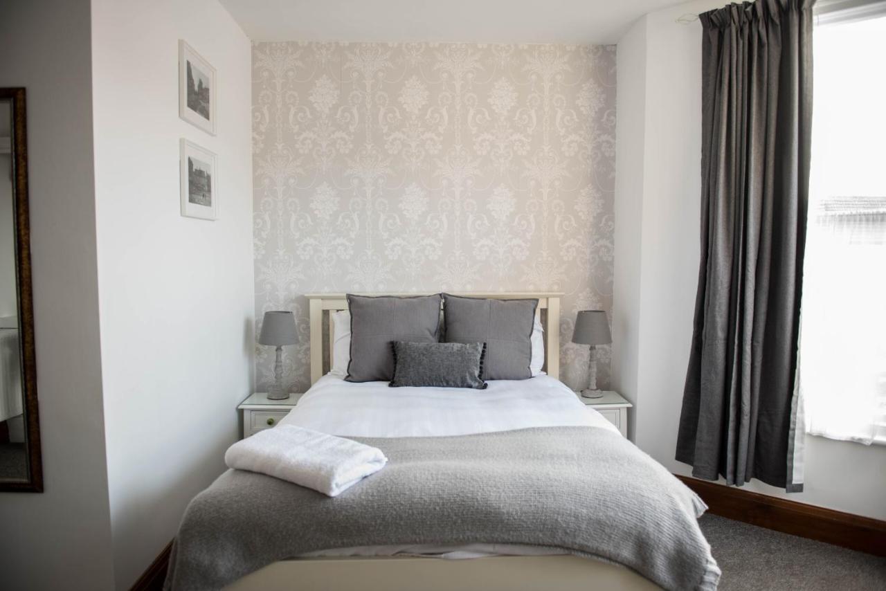 The George Hotel Kirton in Lindsey Екстериор снимка