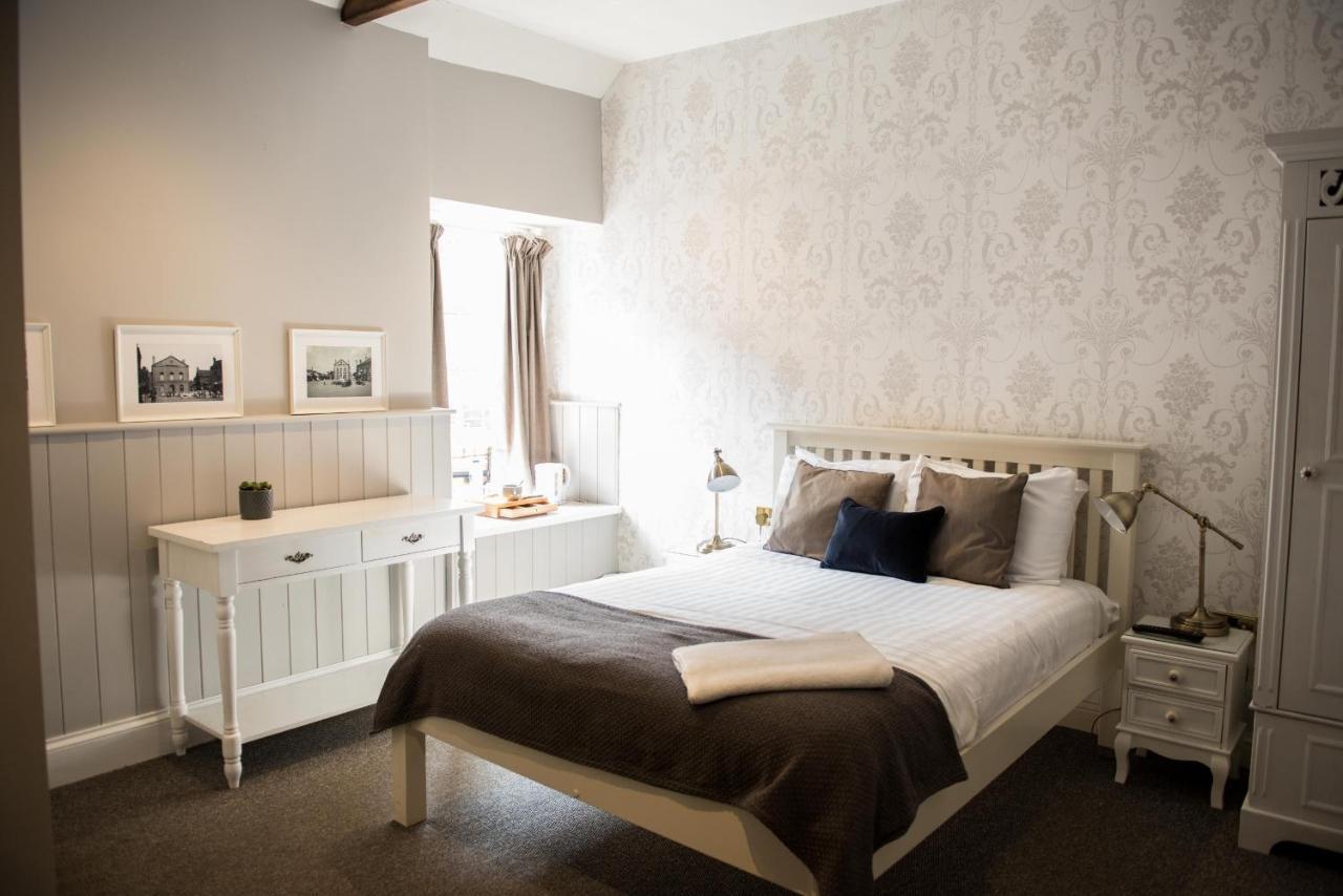 The George Hotel Kirton in Lindsey Екстериор снимка