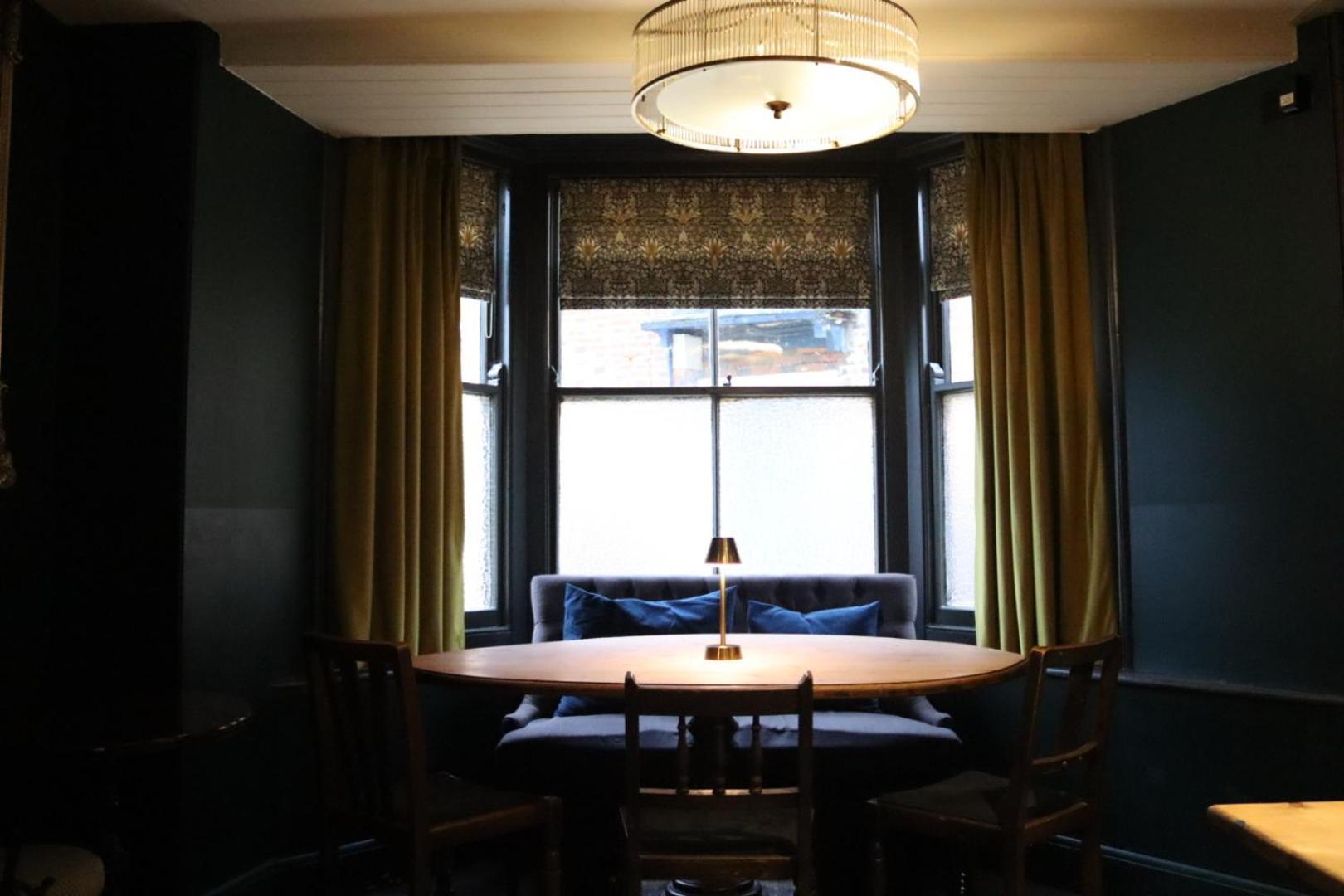 The George Hotel Kirton in Lindsey Екстериор снимка